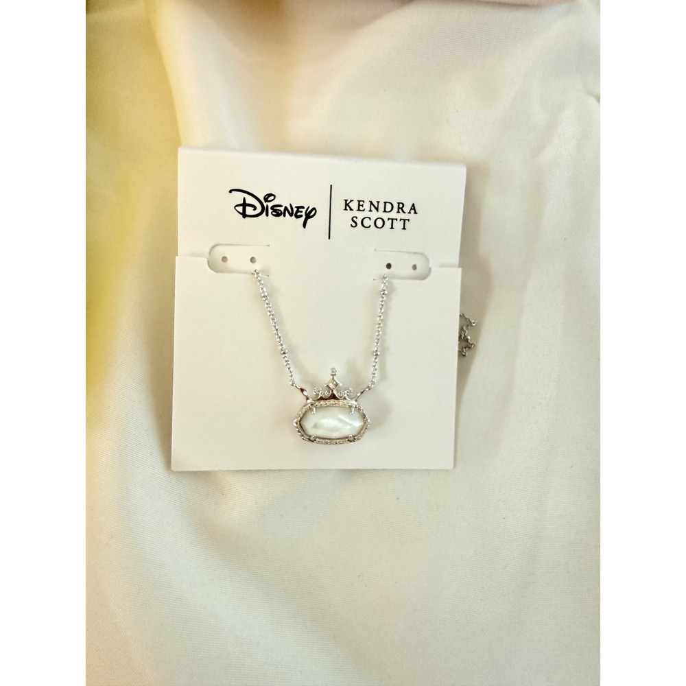 Disney x Kendra Scott Elisa Pendant Necklace Mother of Pearl Cinderella Silver